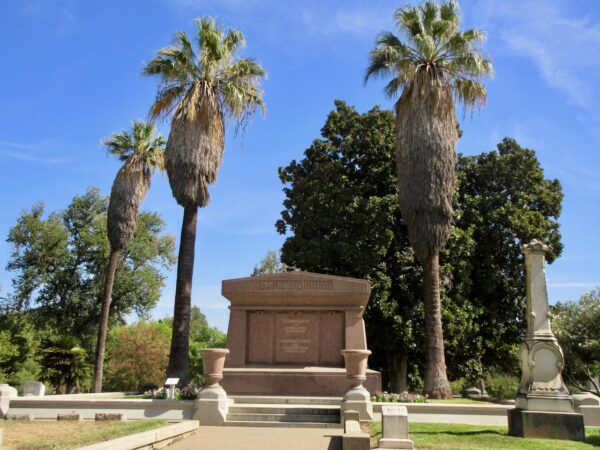Historic Sacramento Cemetery