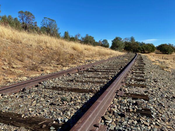 railroad tracks in Latrobe CA